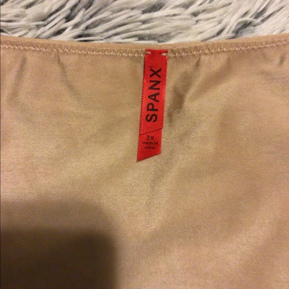 Spanx plus size shaper nude cami🎉Final price🎉 - Picture 4 of 5